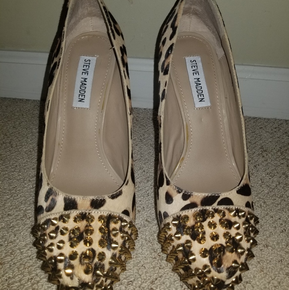 Steve Madden Spiked Pumps